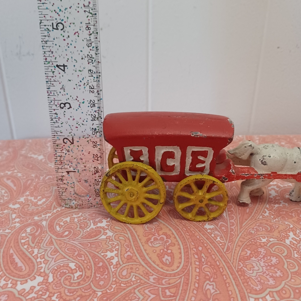 Cast Iron Horse And Wagon Toy - Picture 5 of 8